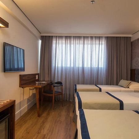 Hotel Luzeiros Ресіфі Екстер'єр фото A room at the hotel