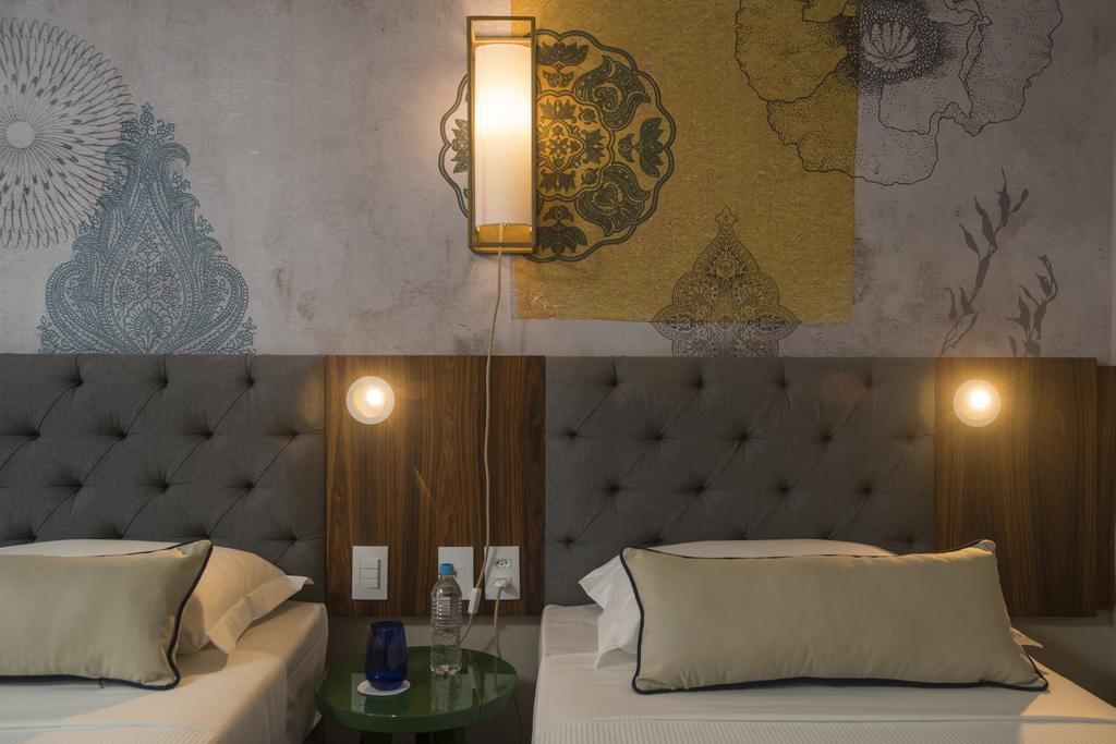 Hotel Luzeiros Ресіфі Екстер'єр фото A room at the hotel